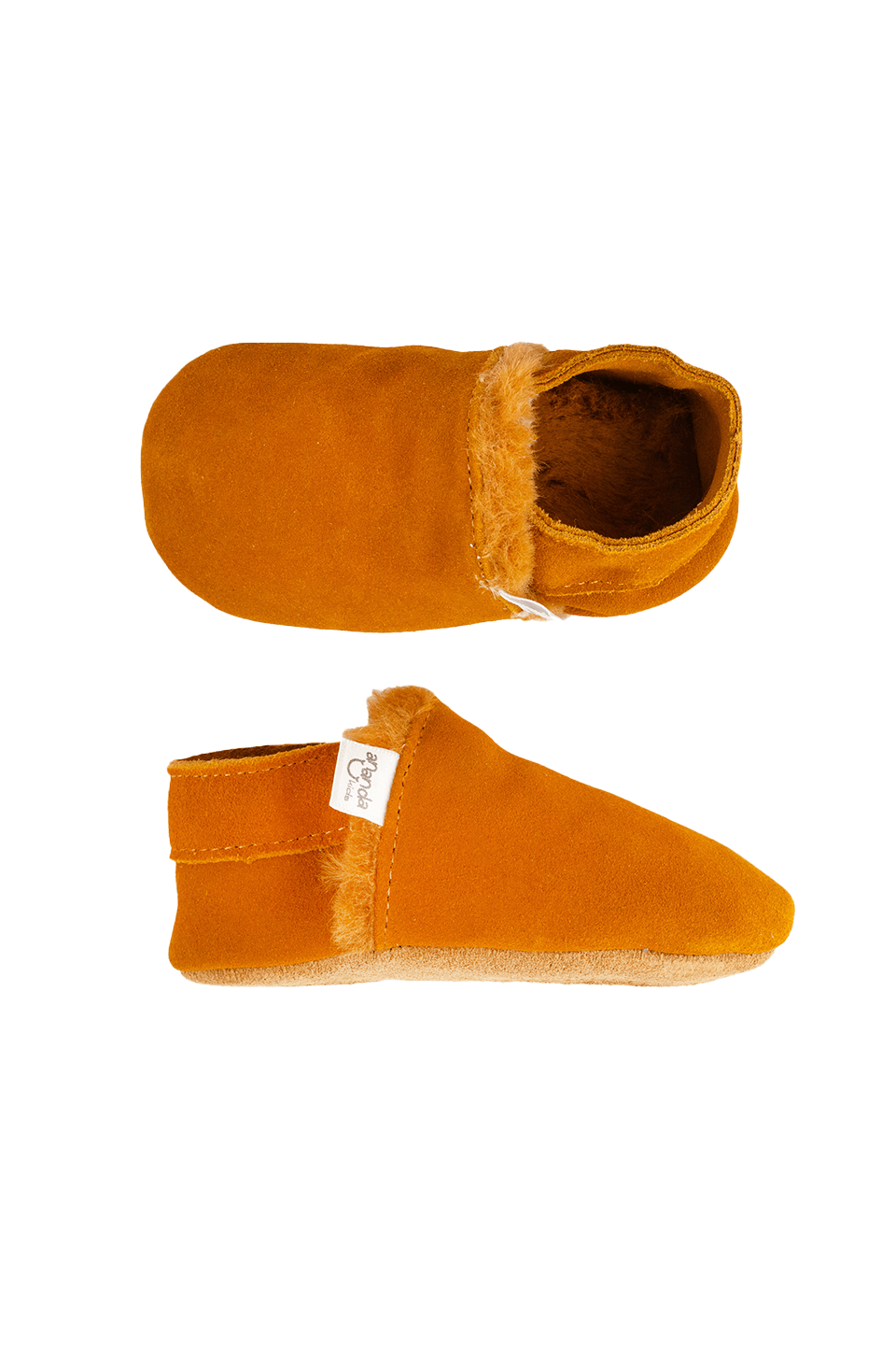 zapatos ergonomicos de invierno para tu bebé, en color café, suaves y flexibles.