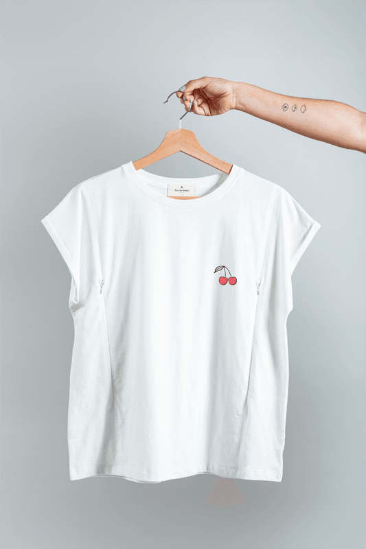 Polera de Lactancia Sahr Blanca - Frutas - freethemama