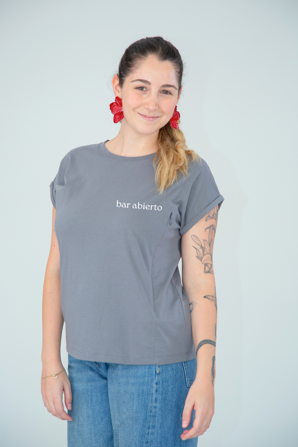Polera de Lactancia Sahr Gris Bar Abierto - freethemama