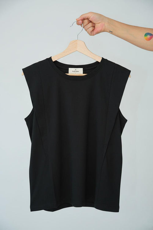 Polera lactancia Tank sin mangas negra algodón peruano con cierres invisibles
